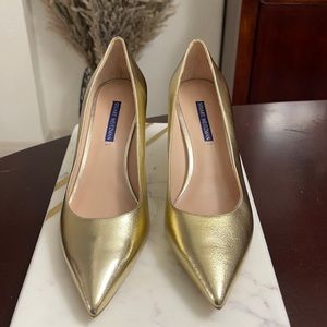 Gold heel pumps